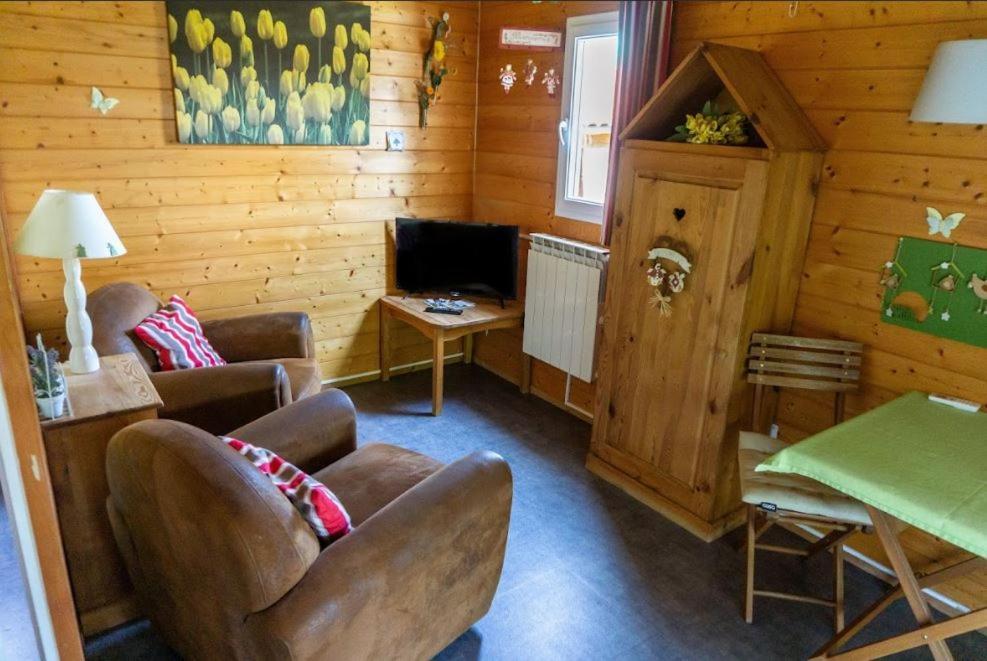 Domaine Des Epinettes Hotel Saint-Romain-de-Jalionas Kültér fotó